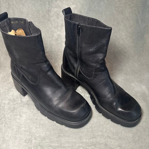 New Terrain Zip Ankle Boots Women Sz 7.5M Black Leather Chunky Heel Grunge Goth - Picture 5 of 16